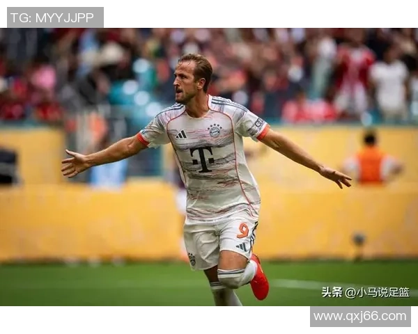 欧冠激战：拜仁逆转那不勒斯乌龙球瞬间点燃全场激情与十大精彩进球回顾